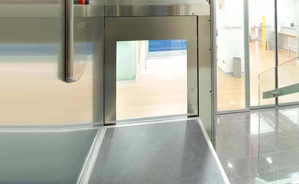 Piattaforme elevatrici, soluzioni efficaci per abbattere le barriere architettoniche